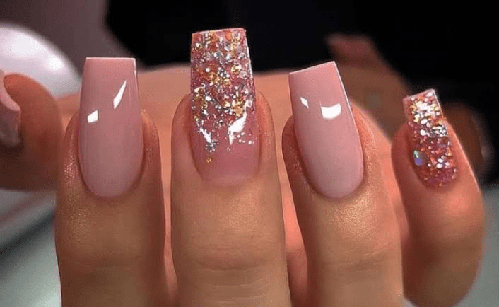 Tendências de Unhas de Fibra Decoradas para 2026: Elegância e Durabilidade