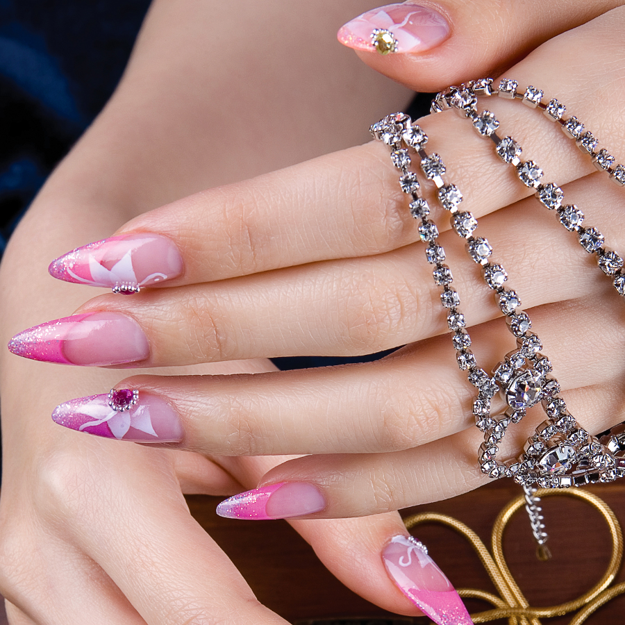 unha de fibra decorada