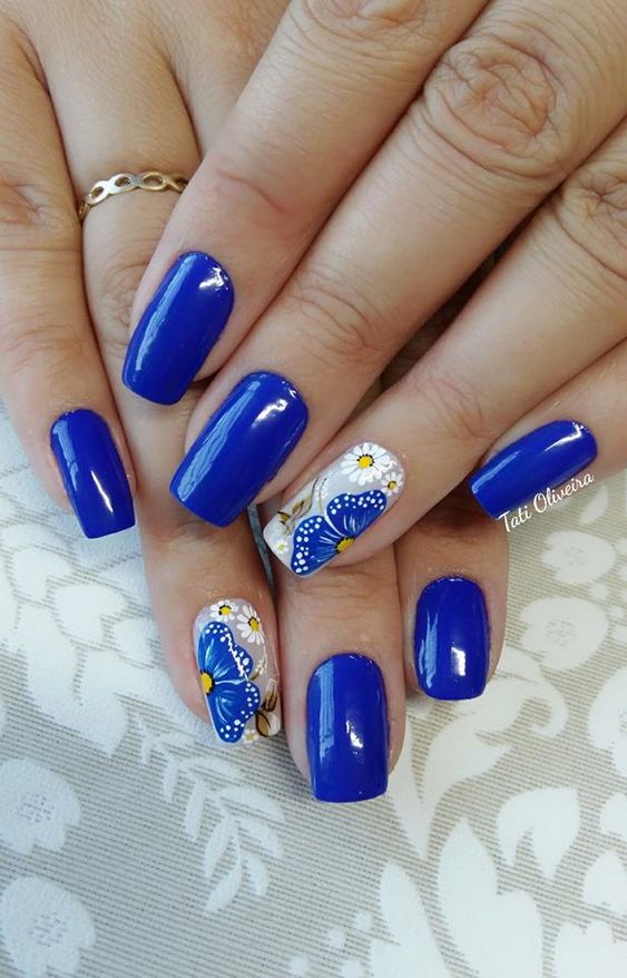 Encapsuladas e Mais
Unhas de Fibra Azul: Cores