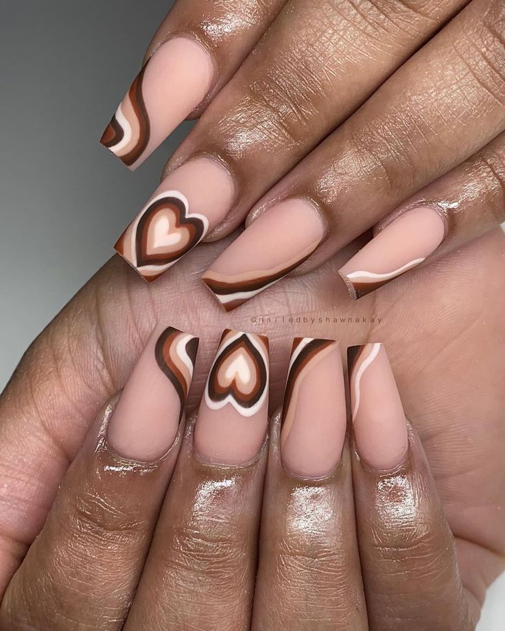 erros comuns ao fazer unhas de gel marrom em casa