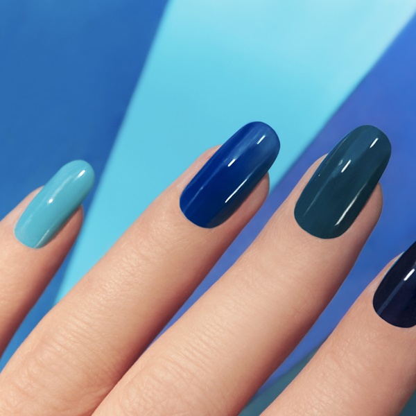 unha de gel quadrada decorada delicada