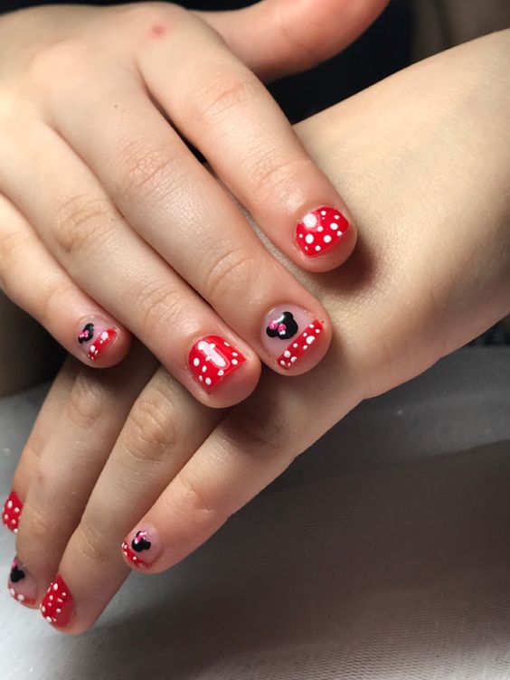 5 ideias de títulos:
1. Unha de Gel em Crianças: Por Que Evitar e Quais os Riscos?
2. Alternativas Seguras para Unhas Decoradas em Crianças
3. Idade Mínima para Unha de Gel: O Que Dizem os Especialistas?
4. Cuidados Essenciais com as Unhas Infantis: Dicas de Pediatras
5. Unhas Postiças Infantis vs. Esmaltes Naturais: Qual a Melhor Escolha?