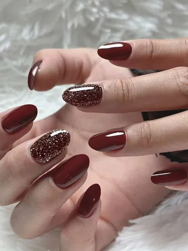 Esmaltes em Gel Marrom: As Melhores Marcas e Cores para um Acabamento Profissional