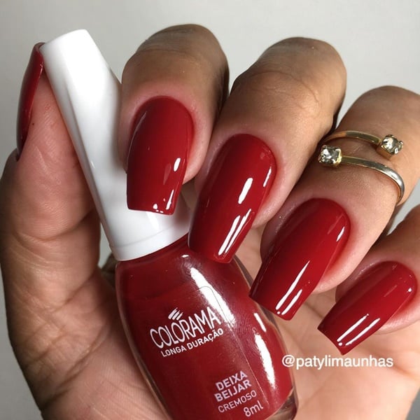 unha de gel stiletto