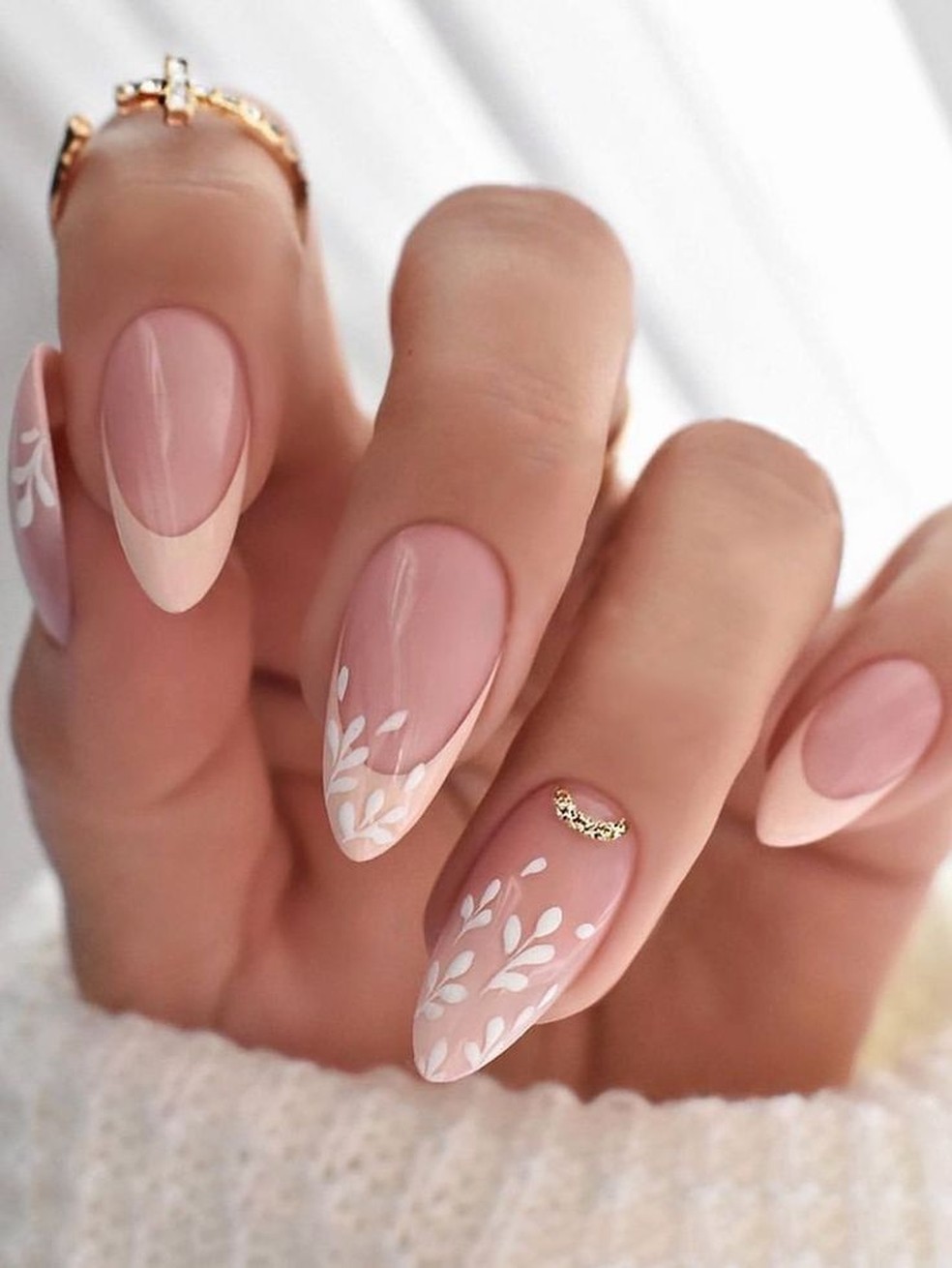 unhas noiva gel