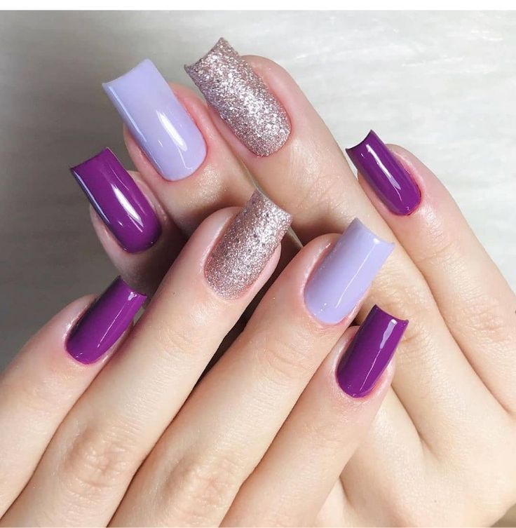 5 ideias de títulos:
1. Unhas de Gel Roxas com Glitter: Tendências e Inspirações
2. Como Criar Unhas de Gel Roxas com Efeito Glitter Perfeito
3. Guia Completo: Estilos e Aplicações de Unhas Roxas com Glitter
4. Unhas de Gel Roxas: Do Lilás Delicado ao Roxo Luxuoso com Glitter
5. Dicas Essenciais para Unhas de Gel Roxas com Glitter Duradouras