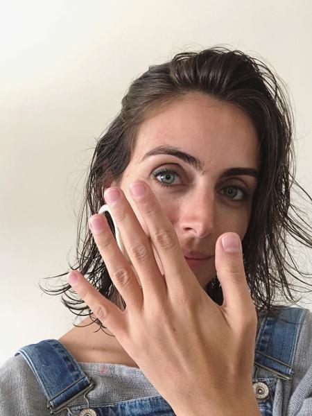 unha de mulher quadrada