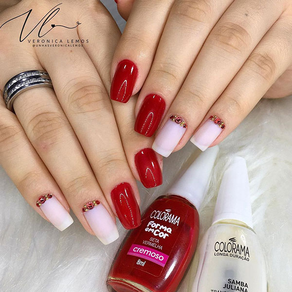 Dicas para Unhas de Natal Duradouras: Do Top Coat ao Réveillon