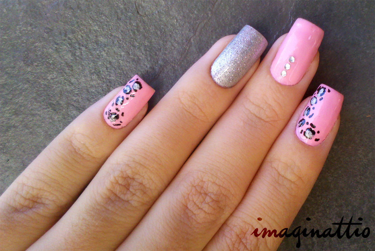 como fazer unha de oncinha rosa com esmalte