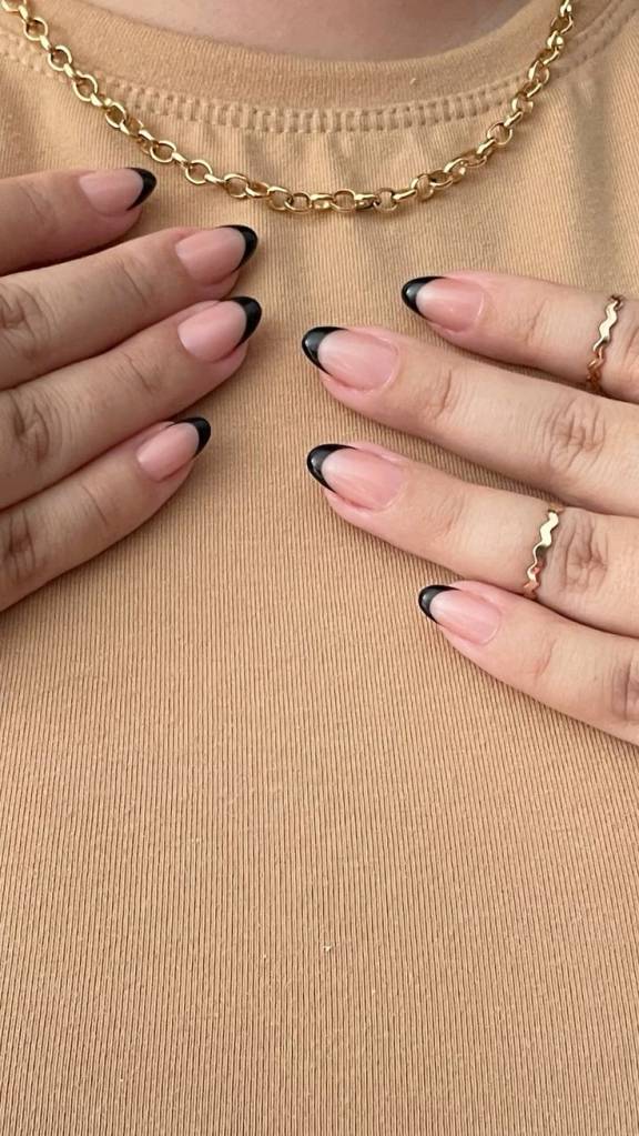 unha decorada 2025 gel ou acrilico qual melhor