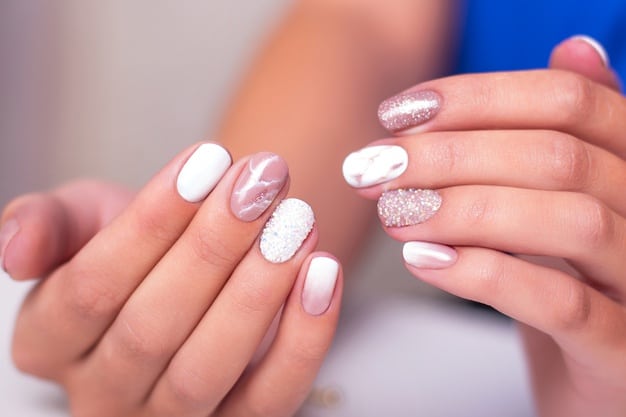 passo a passo unha baby boomer branca glitter