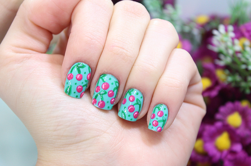 combinação unhas cereja preto
