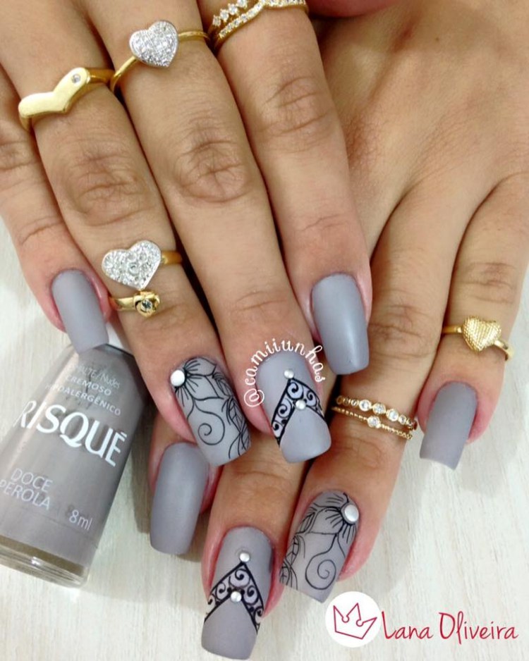 unha cinza clara vs unha cinza escura