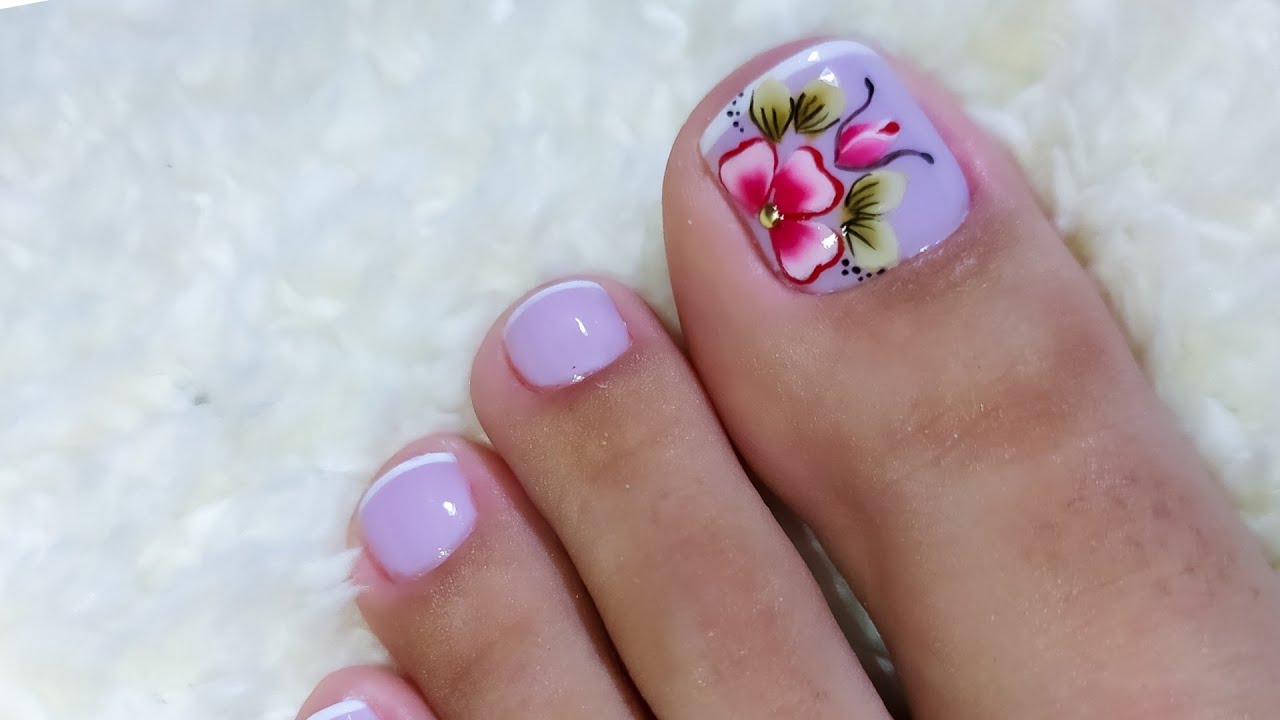 unha decorada pé delicada