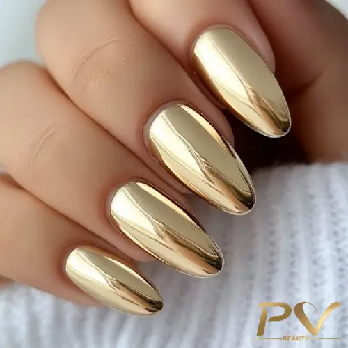 inspiração unhas decoradas douradas para casamento