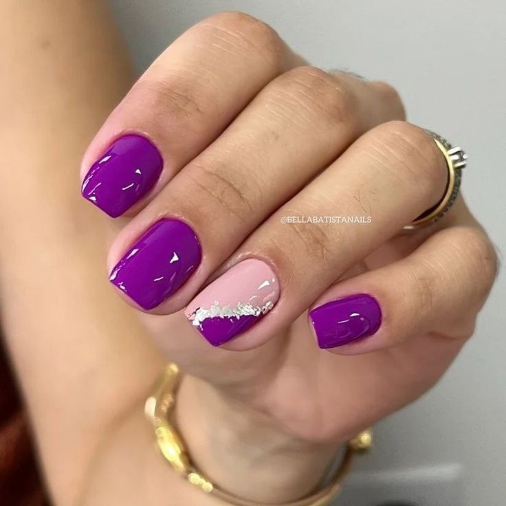 unha decorada roxo curta