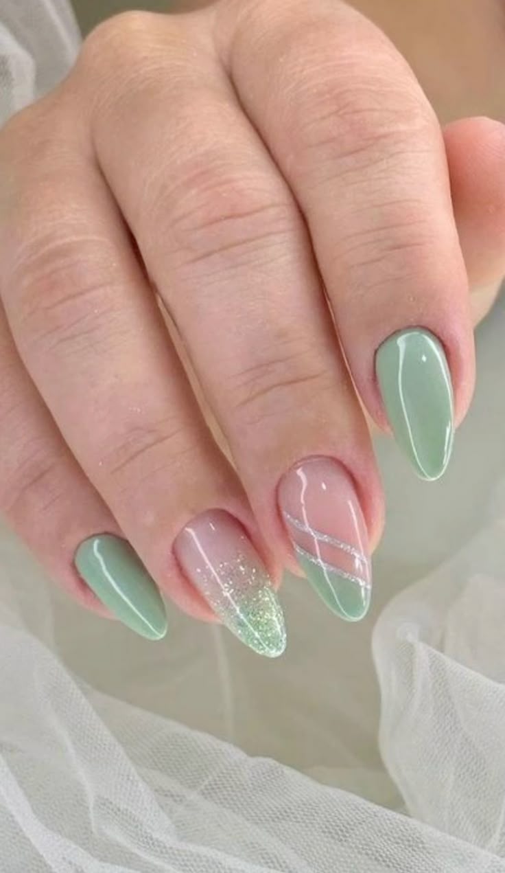 Como Fazer Nail Art Geométrica em Tons de Verde: Guia Completo