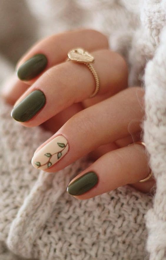 unha decorada verde militar