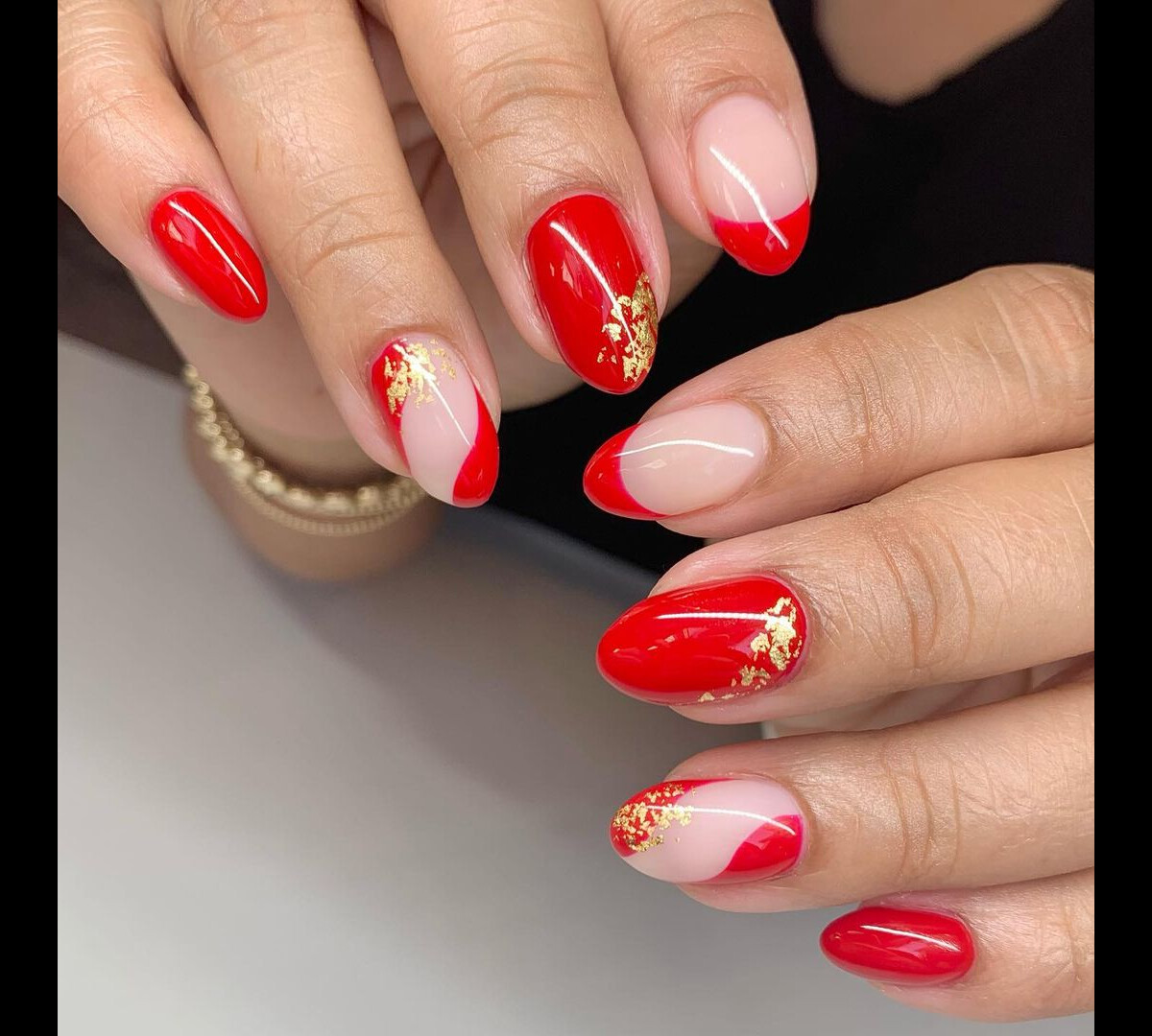 Unhas Encapsuladas Vermelhas: Tudo Sobre Durabilidade e Brilho