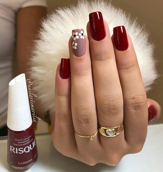 Unhas Vermelhas Decoradas Inglesinha