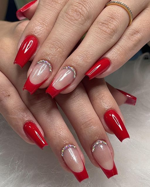 Unhas Vermelhas Decoradas para Festa