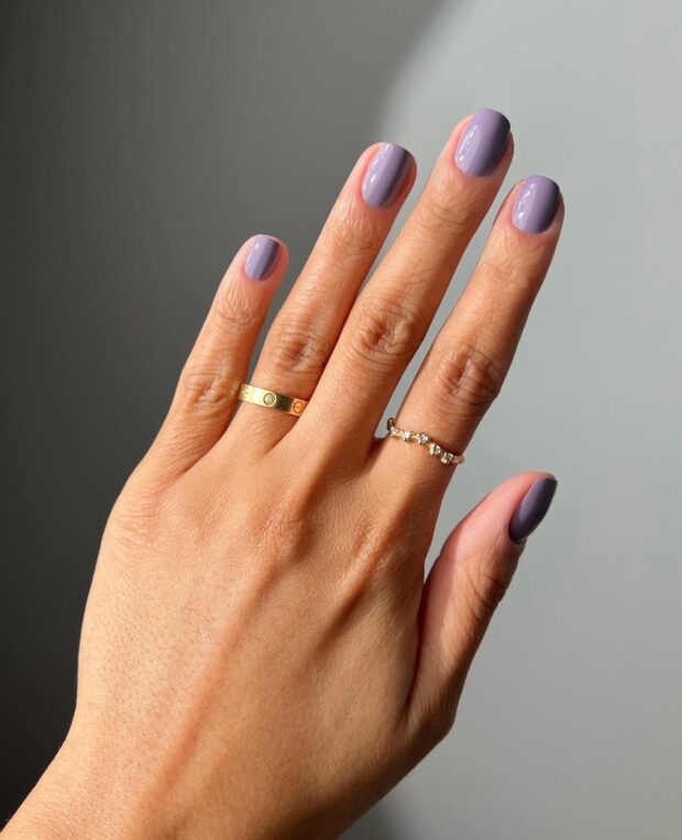 Unhas Nude com Brilho