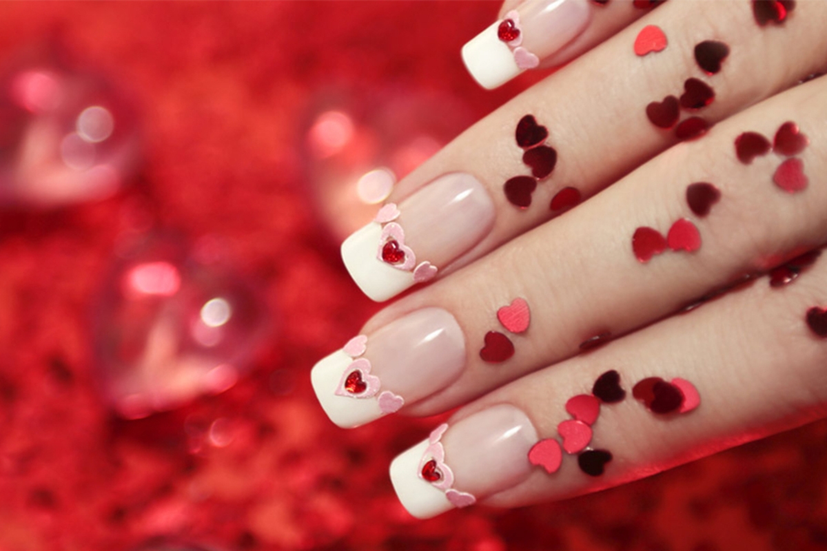 unhas corações