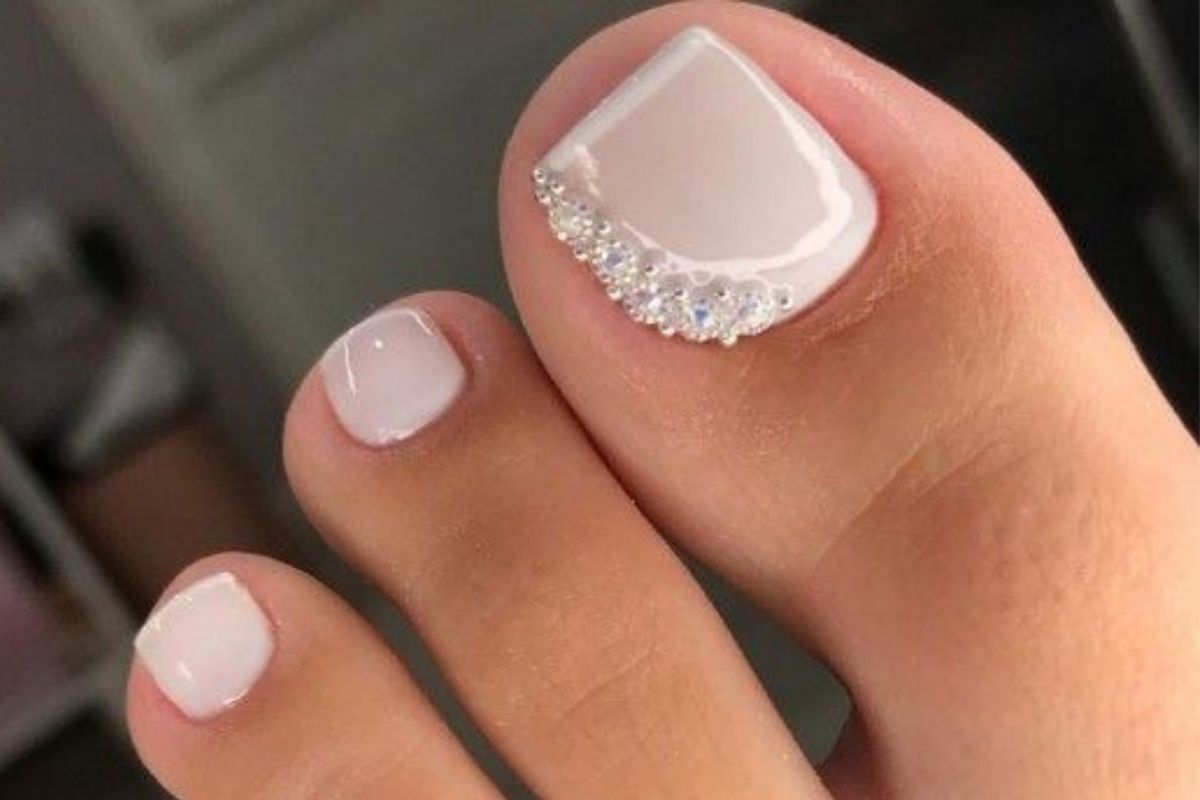 quanto custa fazer francesinha no pé em salão