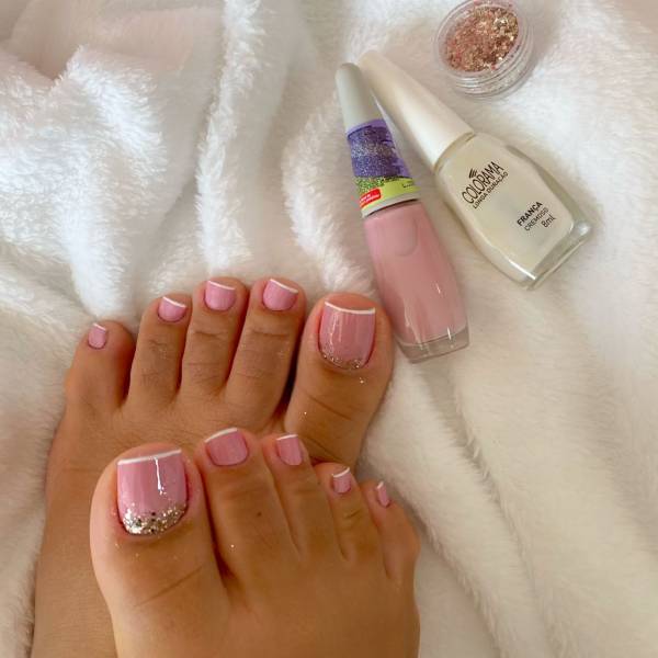 Glitter para Unhas dos Pés: Guia Completo para Escolher o Tipo Ideal