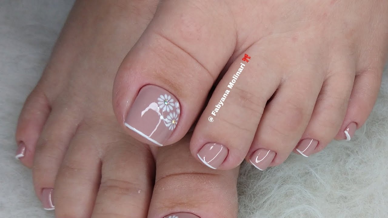 esmaltação pés elegantes