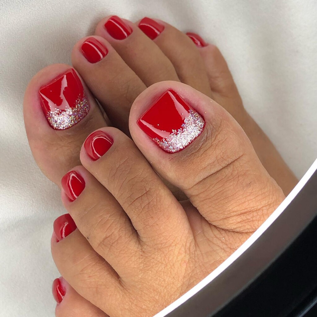 50 ideias de unha do pe vermelha com glitter para festas
