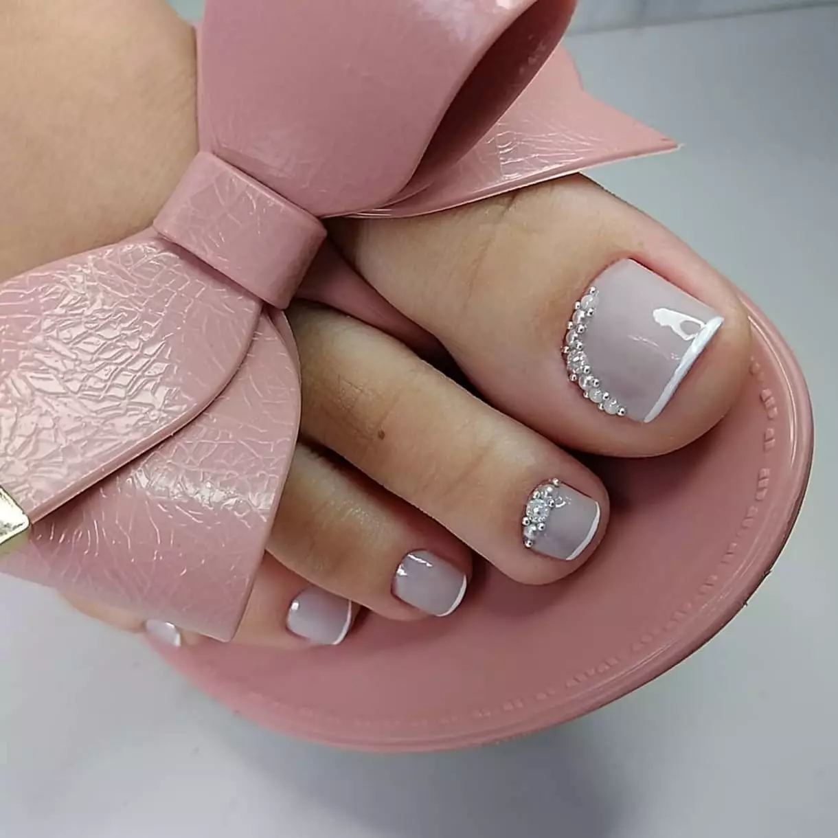 unhas decoradas pés francesinha