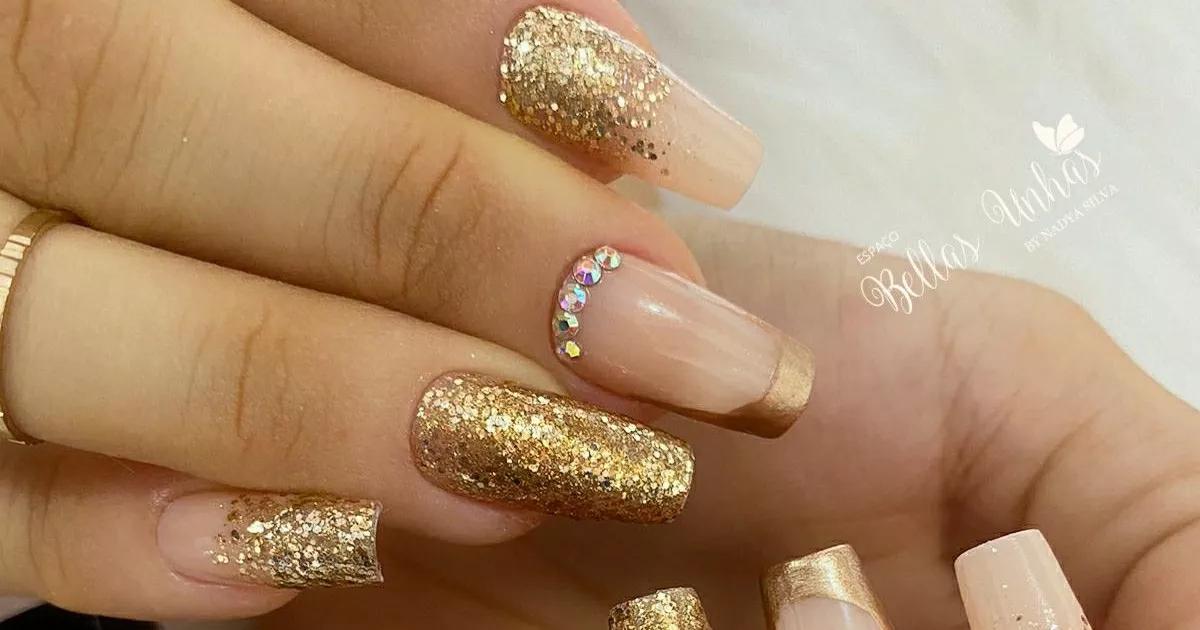 ideias unhas douradas simples e elegantes