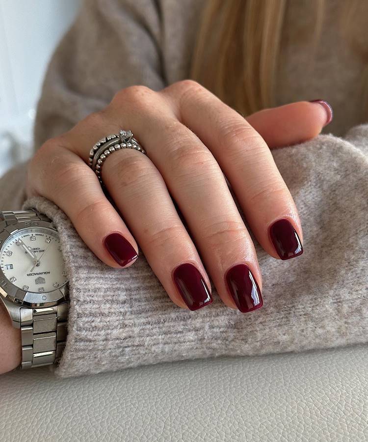 Dicas Essenciais para Manter Suas Unhas Elegantes e Saudáveis