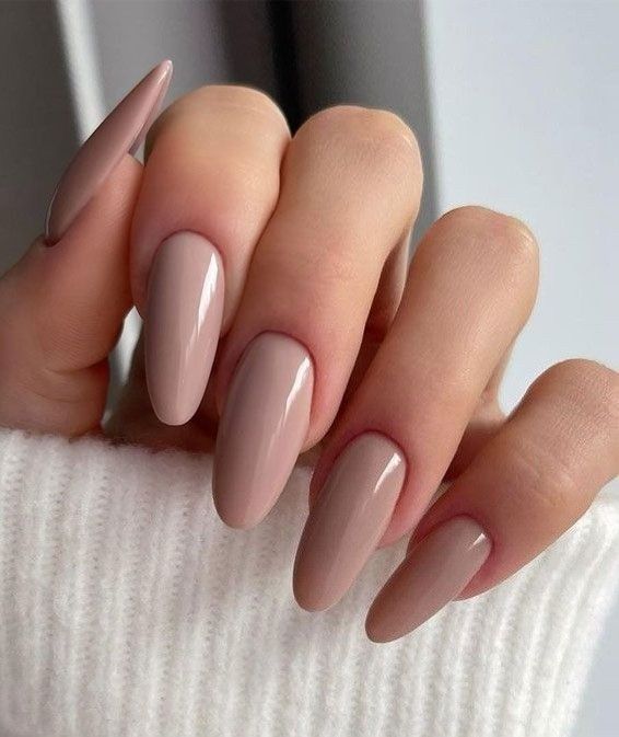 As Cores de Esmalte Nude e Terrosas que Dominarão 2026