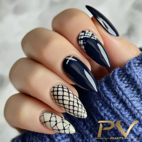 Formatos de Unhas para Valorizar o Esmalte Azul: Oval