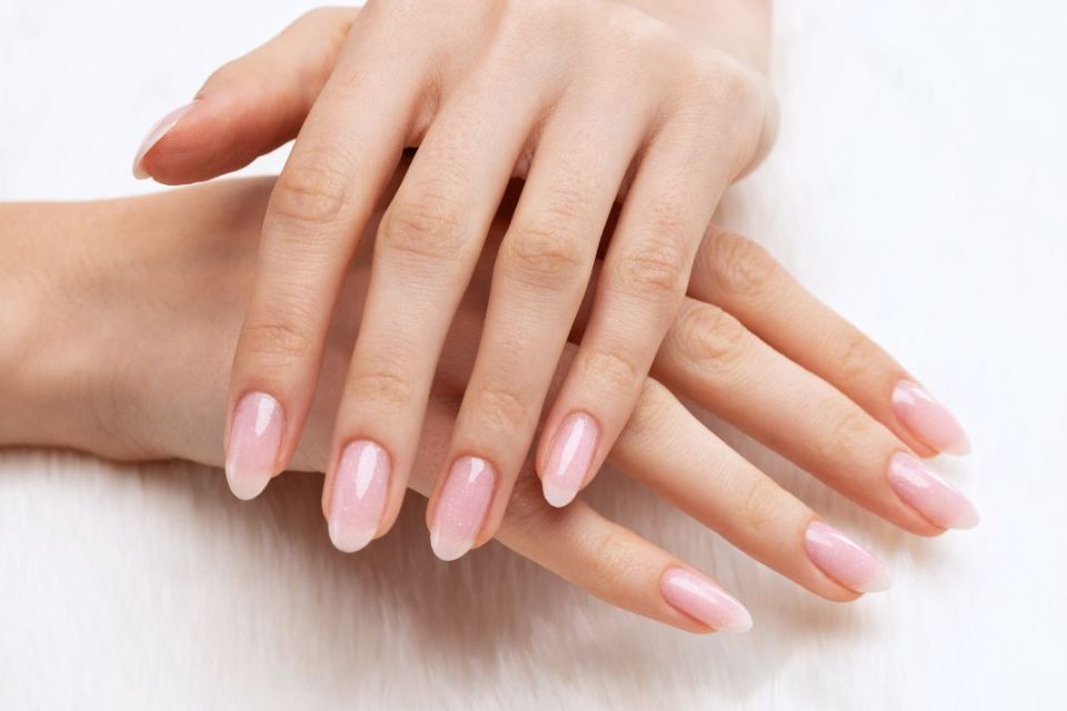 unha em gel basica para iniciantes