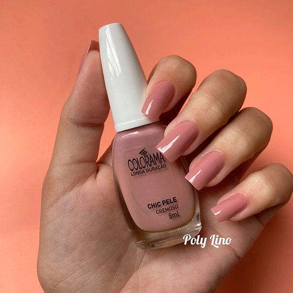 como evitar unhas em gel claras amareladas ou manchadas