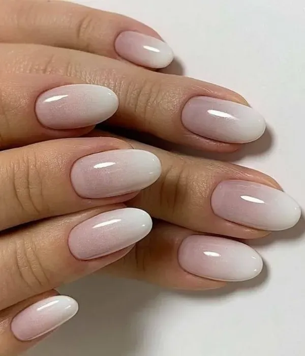 aura nails gel