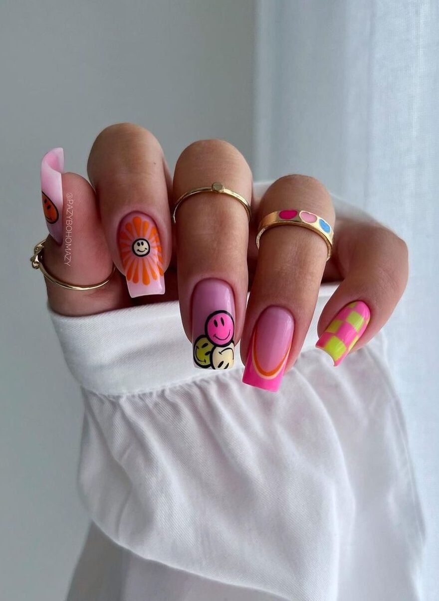 5 ideias de títulos:
1. Unhas em Gel para Crianças: Por Que Evitar e Quais os Riscos?
2. Alternativas Seguras e Divertidas para Decorar as Unhas das Crianças
3. Alerta da SBD: Os Perigos do Gel nas Unhas Infantis
4. Anvisa Proíbe Substâncias em Unhas em Gel: O Que Pais Precisam Saber?
5. Guia Completo: Cuidados com as Unhas de Crianças e Adolescentes