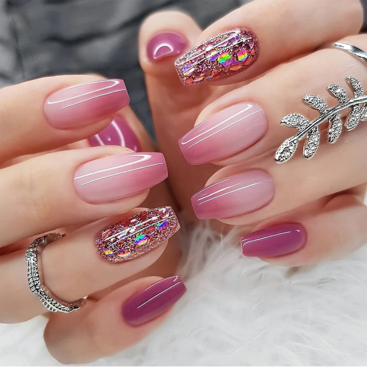 5 ideias de títulos:
1. Unhas em Gel Lilás: Tendências e Inspirações para 2024
2. Descubra os Estilos Mais Populares de Unhas Lilás
3. Como Fazer Unhas em Gel Lilás em Casa: Guia Completo
4. Unhas Lilás Encapsuladas: O Guia Definitivo
5. Francesinha Lilás: A Nova Tendência em Unhas Decoradas