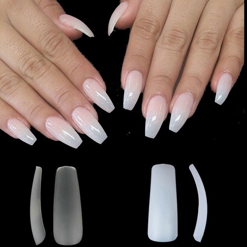 Extensão de unha em gel com tips