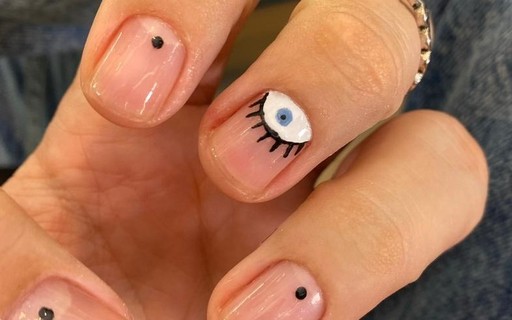 quanto custa fazer unha em gel olho grego