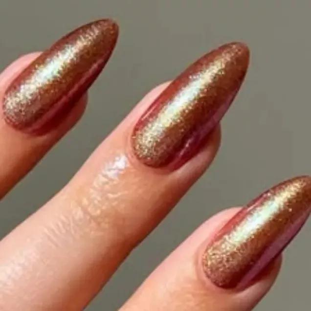 Entenda as diferenças: Unha em gel vs. Unha de fibra de vidro