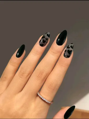 Top 5 Marcas de Esmalte em Gel Preto para um Acabamento Perfeito