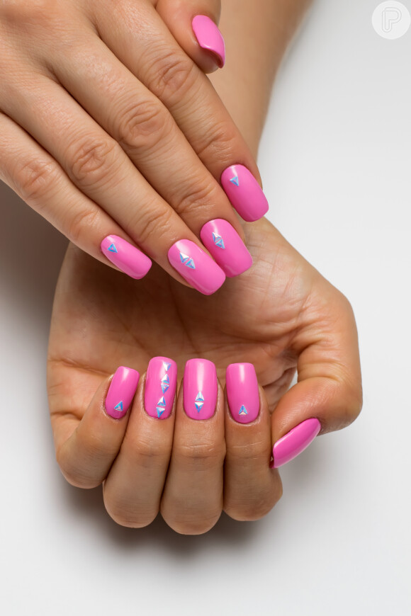 unha em gel quadrada rosa pastel
