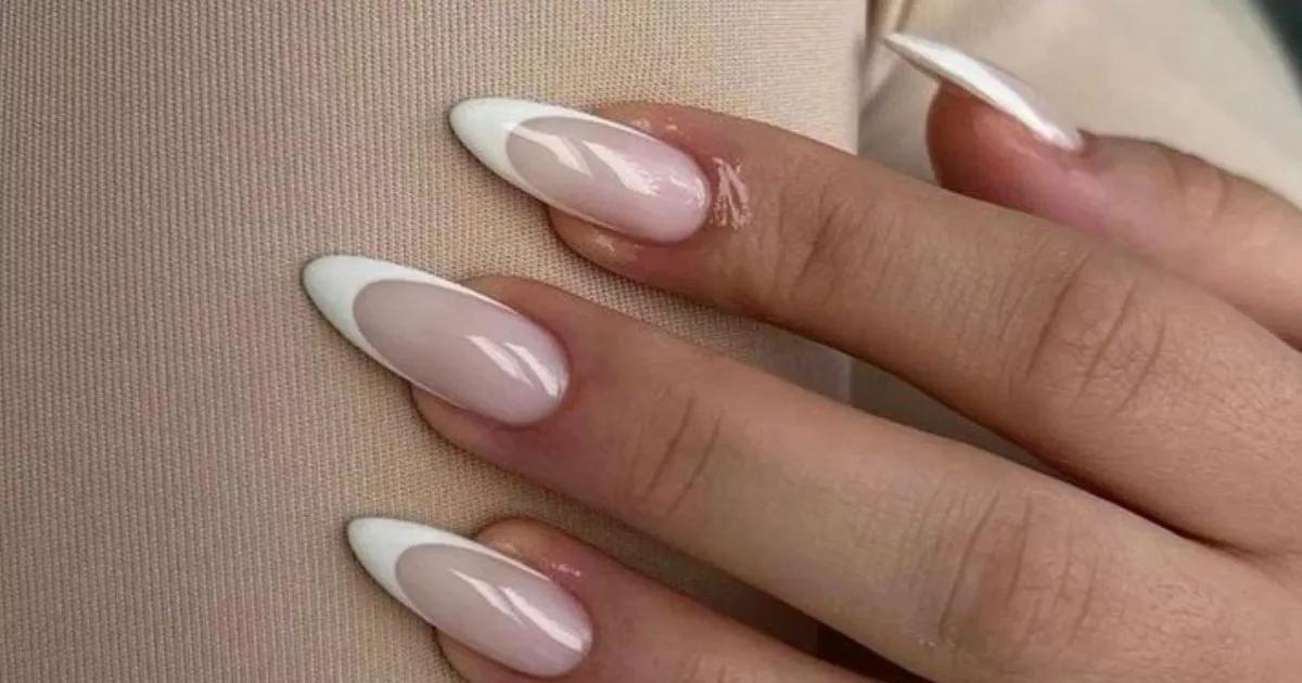 unha em gel simples com francesinha