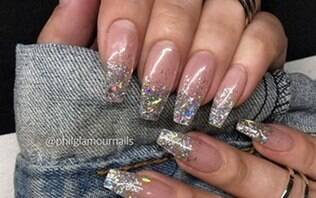 unha em gel transparente vs acrílico qual melhor