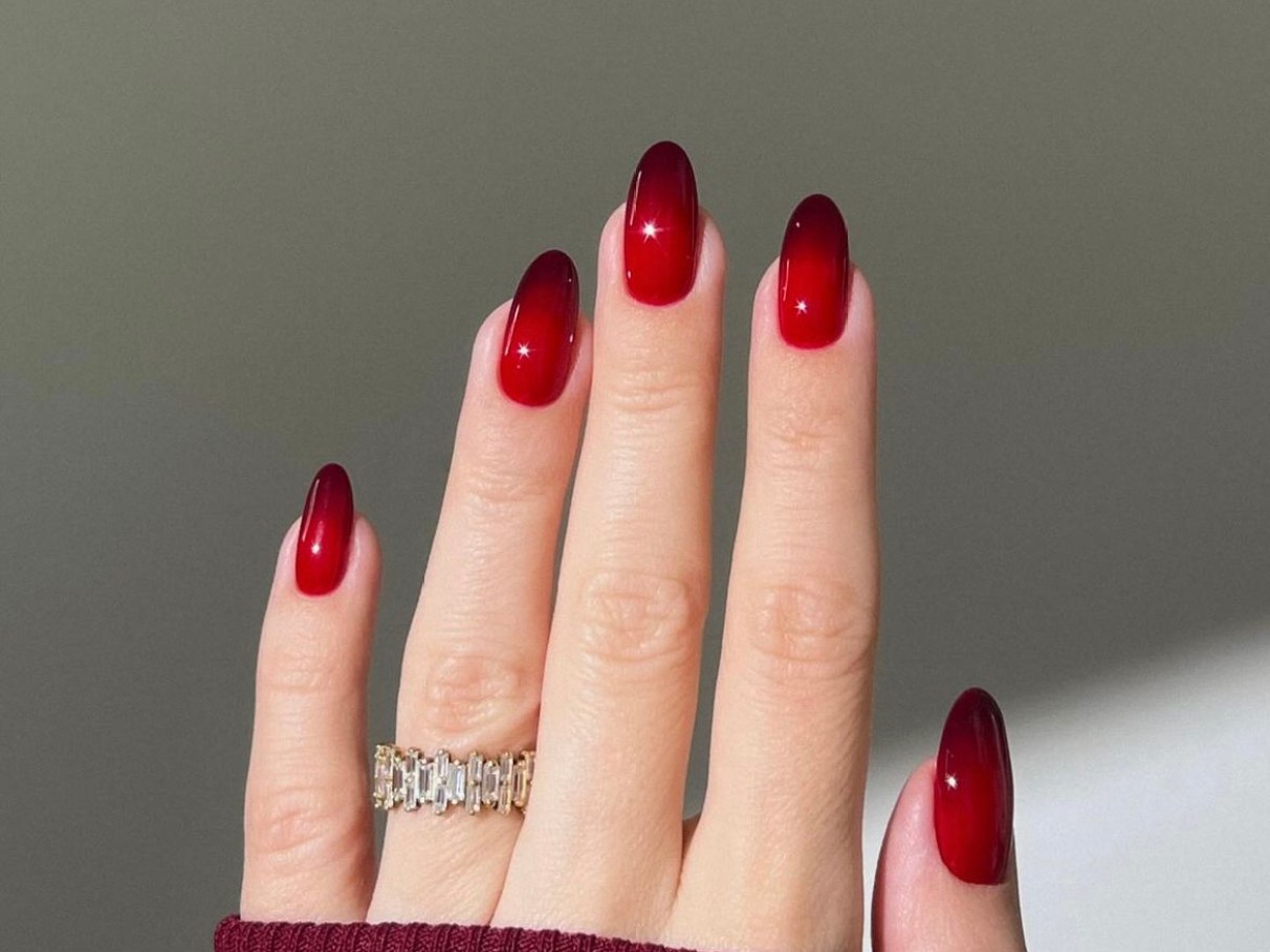 inspiração unhas em gel vermelhas