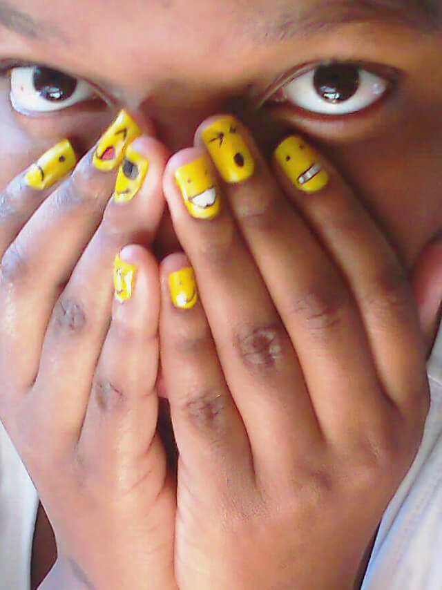 quanto custa fazer unhas decoradas para foto com emoji